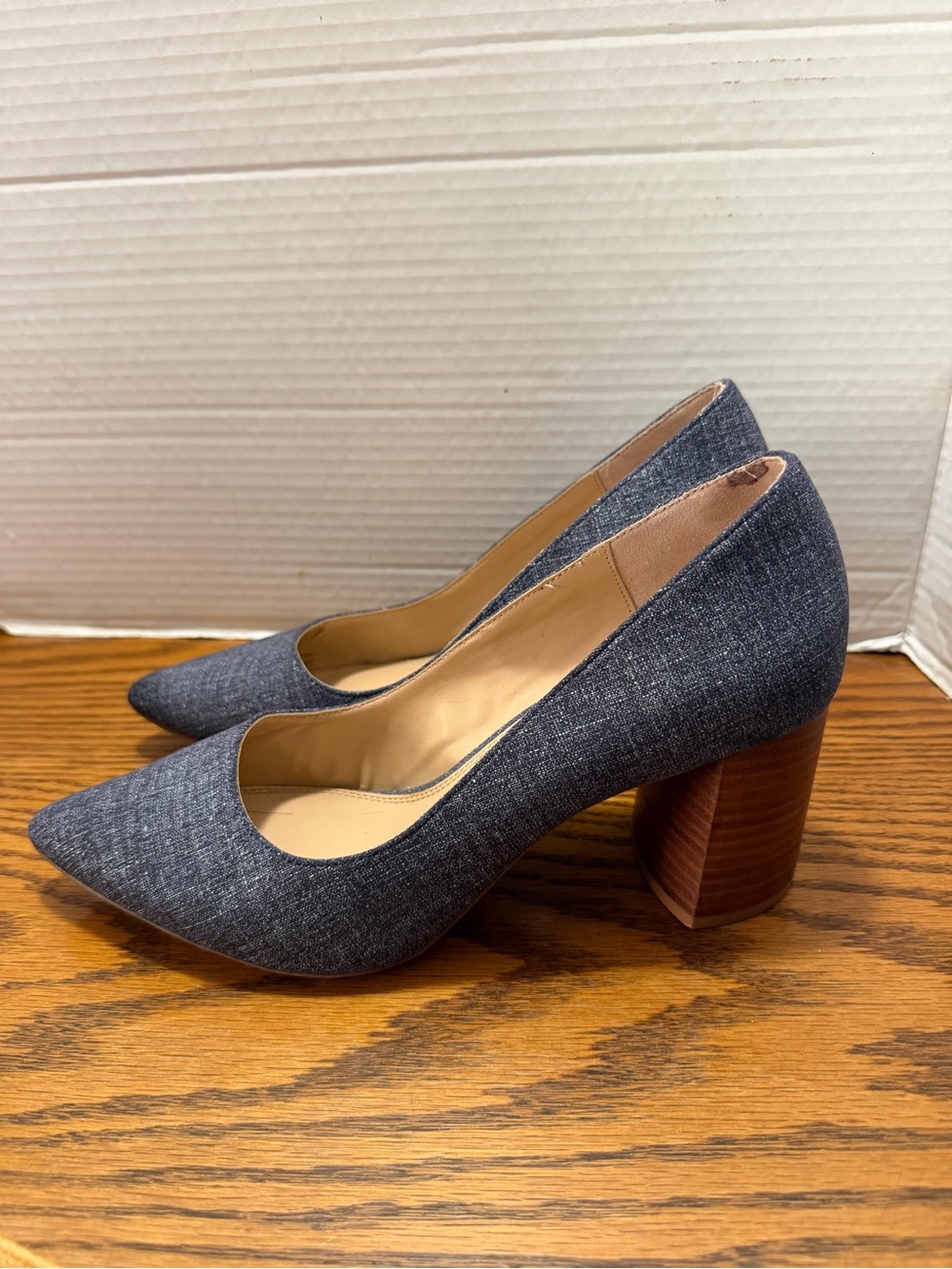 Kelly&Katie Pointed Denim-Texture Block Heel Pumps - Roswell size9.5